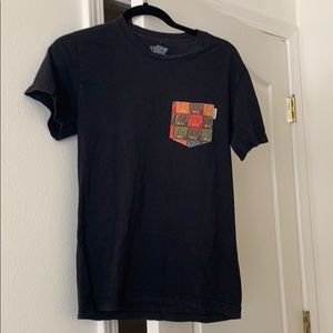 Serengetee - Multicolored Bird Pocket Design